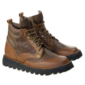 Courteney Selous in Two Tone Buffalo Leather